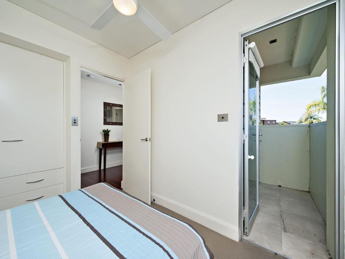 The Domain Unit 2 19 Voyager Close Nelson Bay Exterior photo